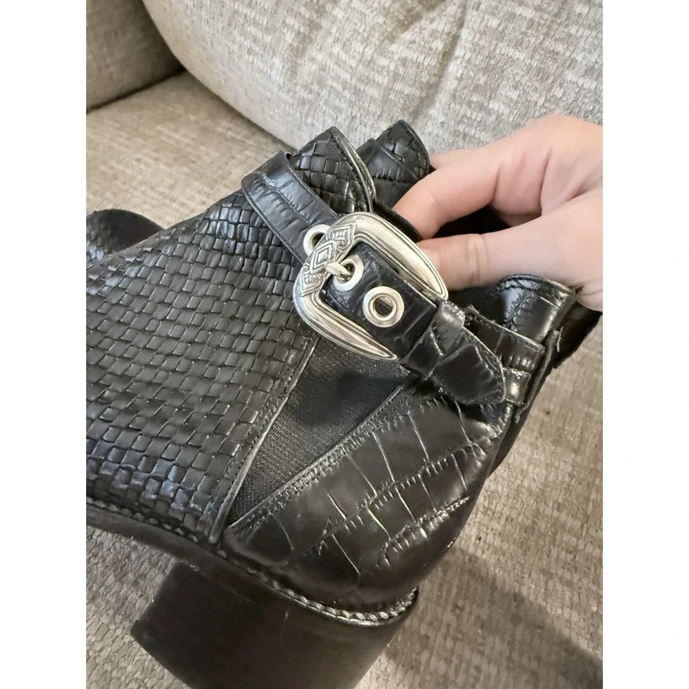 Vintage BRIGHTON Woven Leather Ankle Boots 7M Black Basketweave Buckle Brazil‎